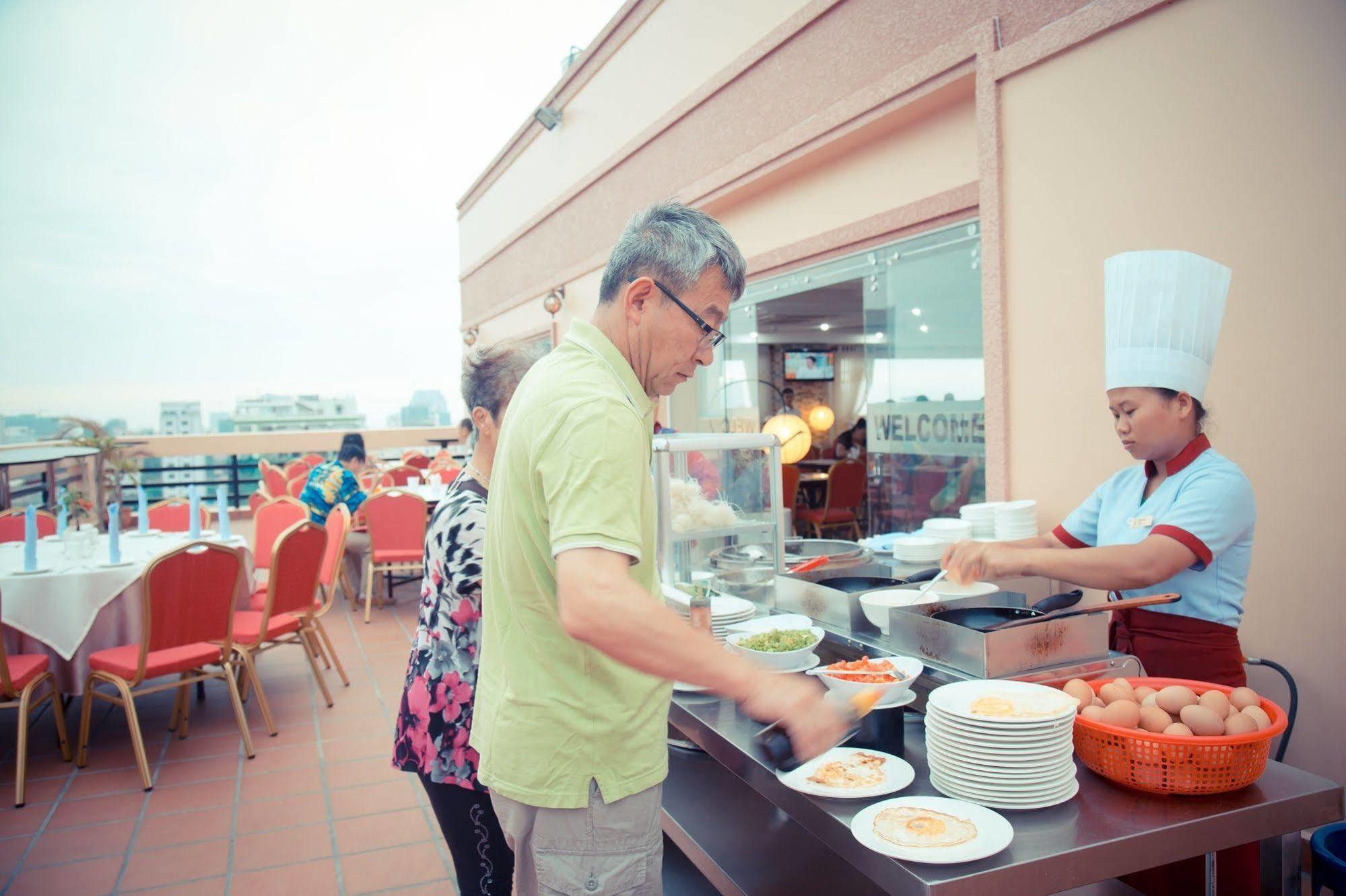 Samnang Laor Phnom Penh Hotel Exterior foto